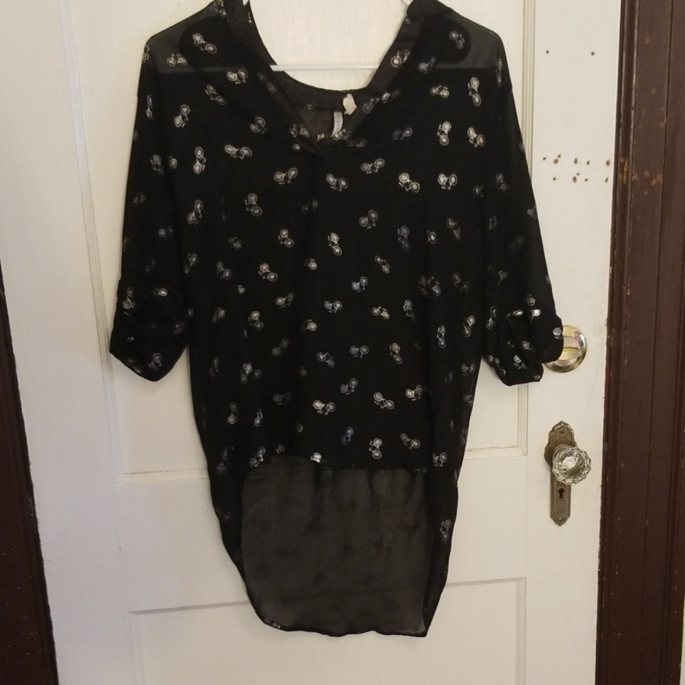 Flowy collared shirt